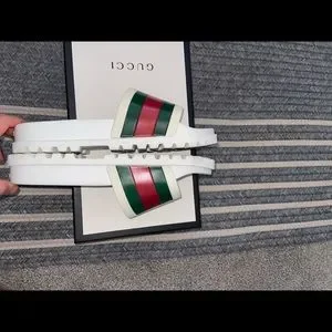 Gucci | Shoes | Gucci Sides White Size 9 | Poshmark display picture 1